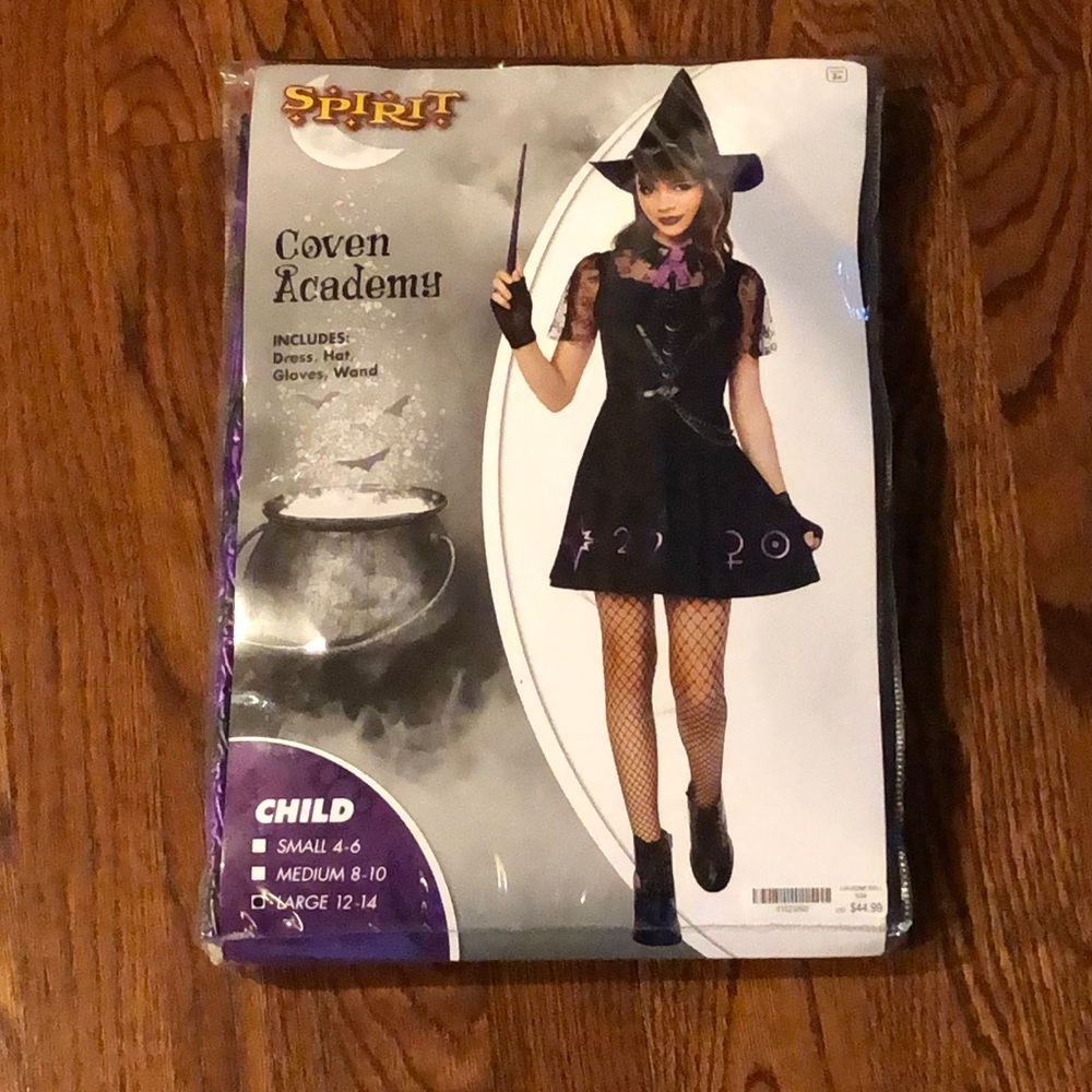 SPIRIT Coven Academy Witch costume - kids large (12-14)